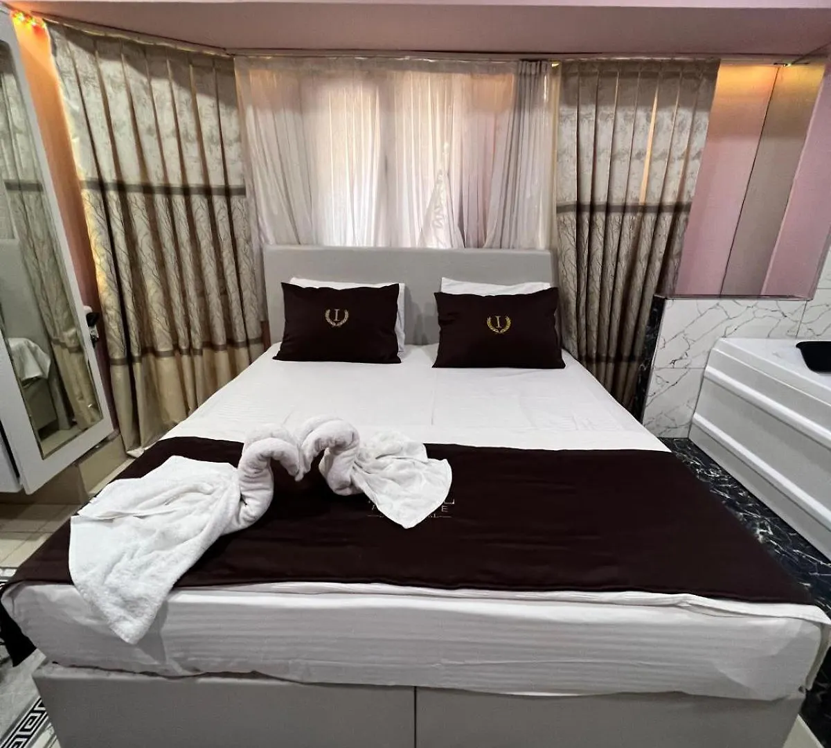 Istanbul Palace Hotel