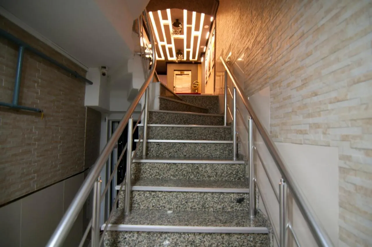 ***  Istanbul Palace Hotel Turecko