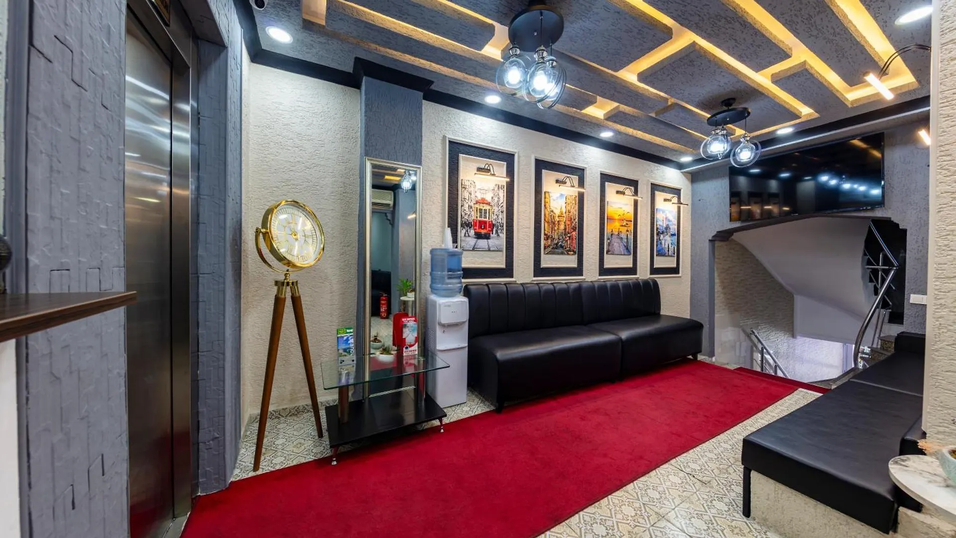 Istanbul Palace Hotel