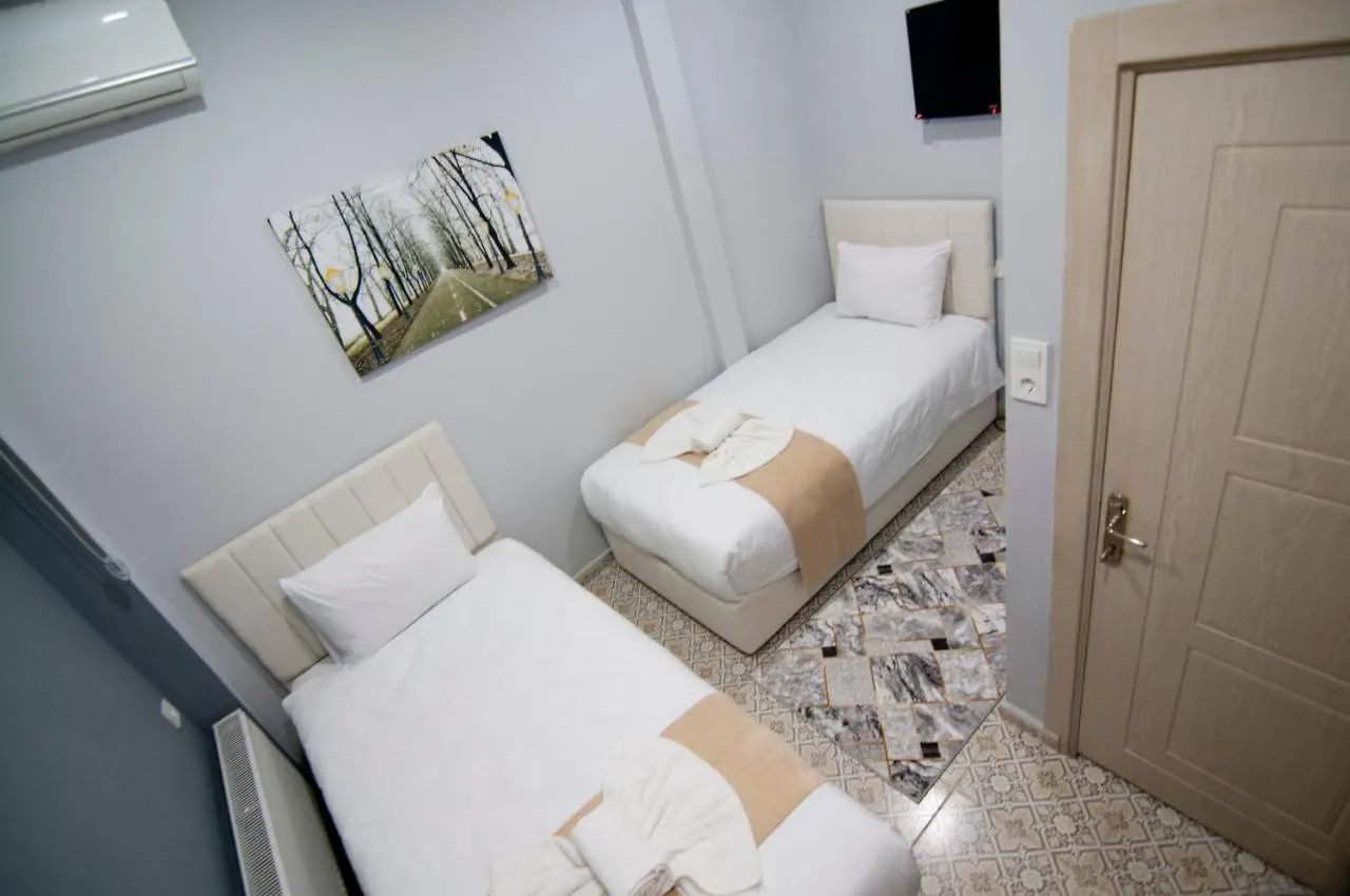 ***  Istanbul Palace Hotel טורקיה